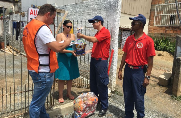 Camboriú recebe ajuda humanitária do Governo do Estado