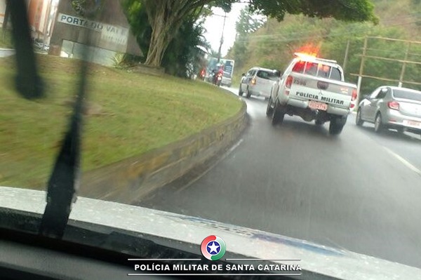 12°BPM intermedeia translado de órgão até o aeroporto de Navegantes