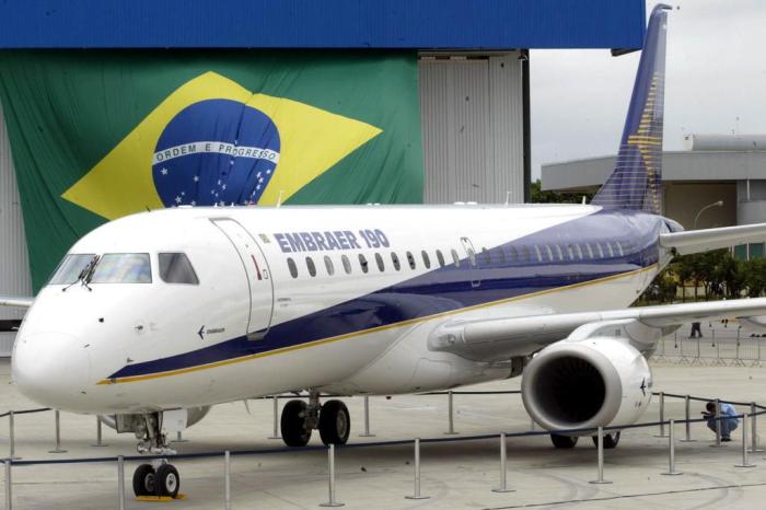 Boeing apresenta proposta ao governo para criar empresa em parceria com a Embraer
