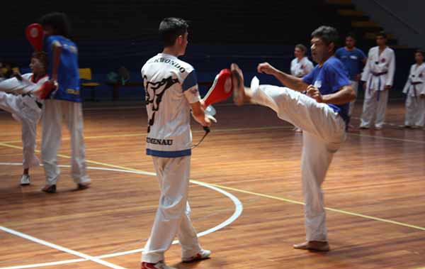 Taekwondo de Itajaí promove intercâmbio em preparação ao Grand Slam