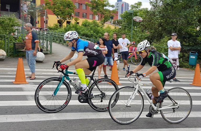 Ciclista de Camboriú participa de circuito em Joinville