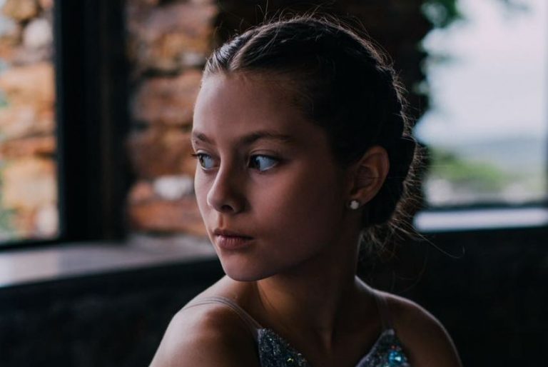 Aluna de Itajaí se apresenta no Teatro Bolshoi nesta quarta (14)