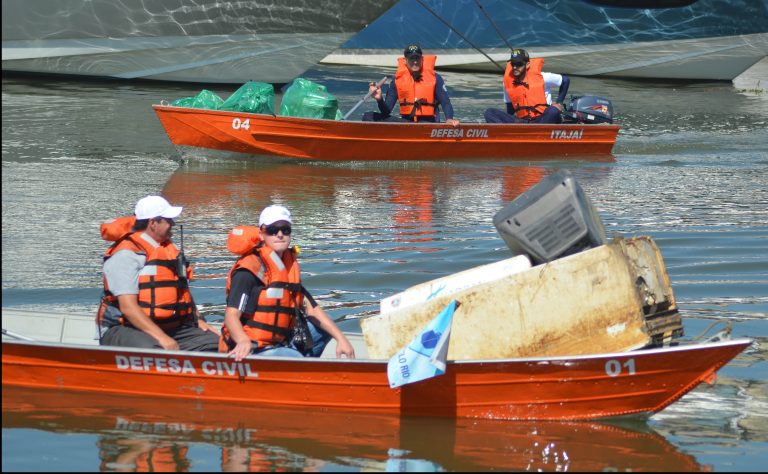 Donos de embarcações podem participar do mutirão Juntos Pelo Rio e Contra o Aedes aegypti