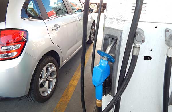 Gasolina comum está mais barata em março em Itajaí