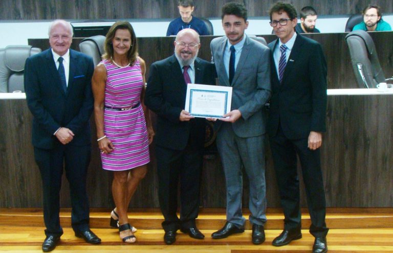 Sindilojas é homenageado na Câmara de Vereadores de Balneário Camboriú