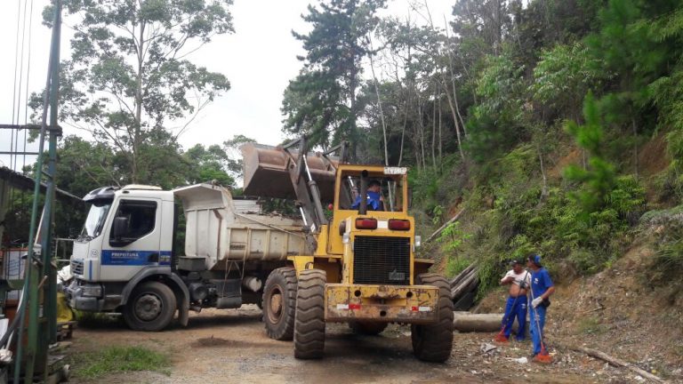 Prefeitura auxilia Coopemar a retomar os trabalhos de reciclagem
