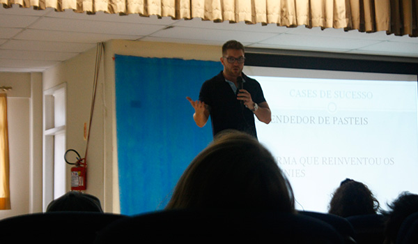 Workshop e palestra sobre empreendedorismo agitaram o quarto dia de BC Smart Week