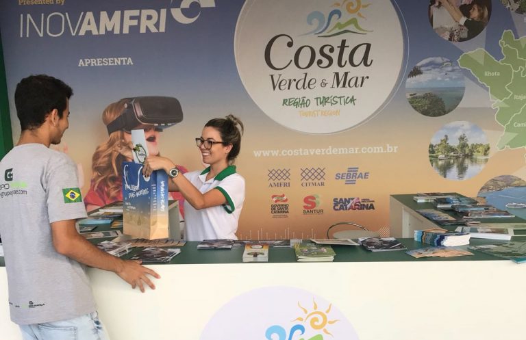Turismo de Camboriú divulga município durante a Volvo Ocean Race