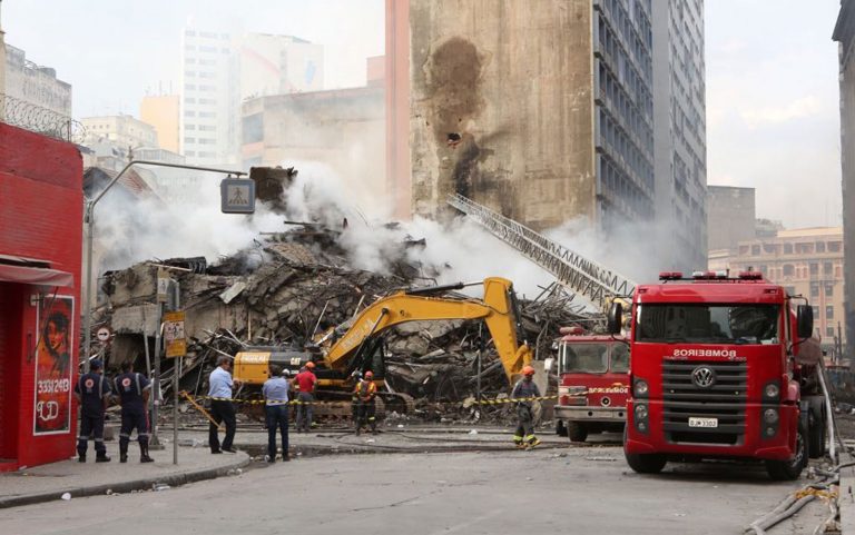Incêndio em São Paulo: 43 pessoas ainda foram localizadas e uma estava desaparecida.