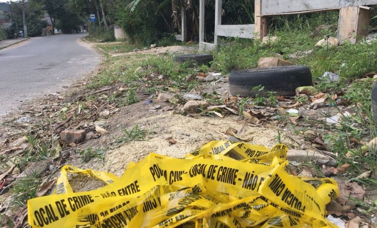 Corpo é encontrado dentro de mala em Florianópolis