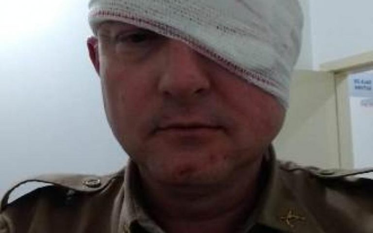 Motociclista agride policial militar durante abordagem