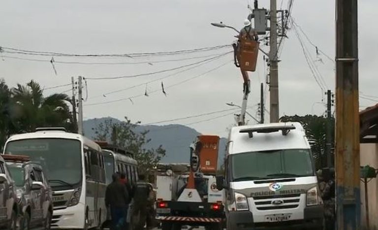 Em Navegantes, 650 famílias têm abastecimento de luz e água cortado por determinação judicial