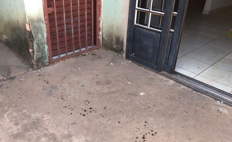 Mulher da a luz após ser baleada na cabeça pelo marido