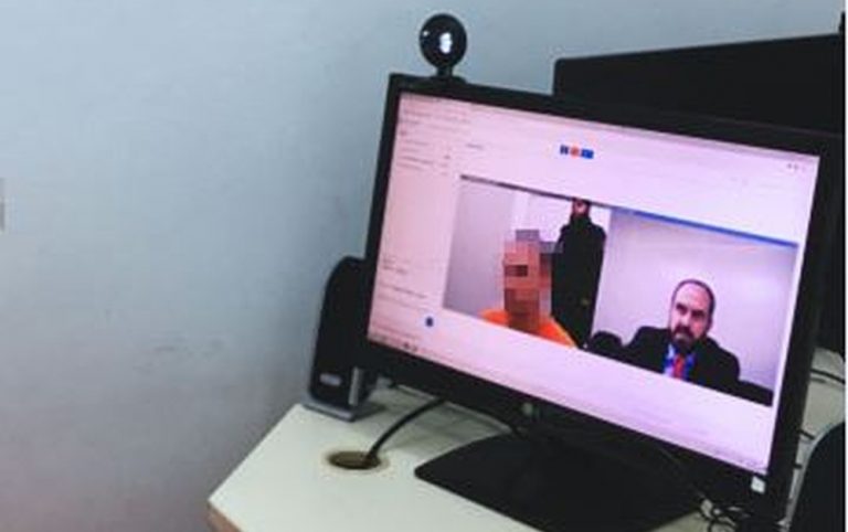 Justiça de SC quer diminuir custos com escoltas por meio de audiências em vídeo