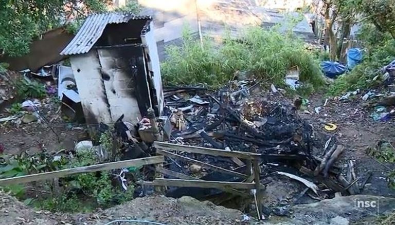 Justiça manda soltar marido preso após morte de mulher encontrada carbonizada