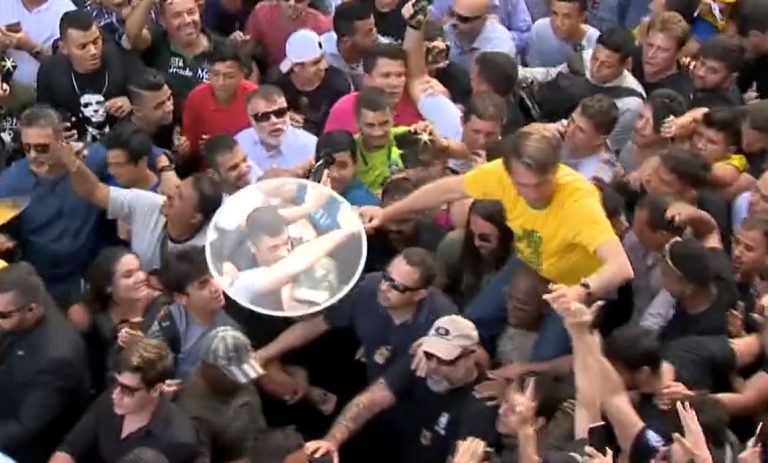 VÍDEO: Novas imagens mostram momentos antes de atentado contra Bolsonaro em MG