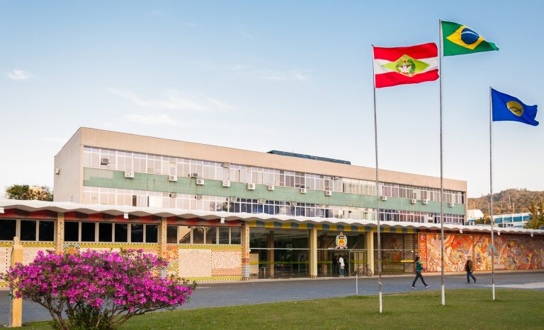 Um ano após conclusão do inquérito da Operação Ouvidos Moucos em SC, MPF ainda analisa o caso
