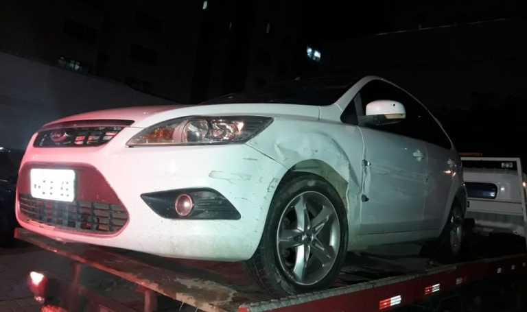 Após roubo de carro e perseguição na BR, bandido é morto por PM à paisana em Itapema