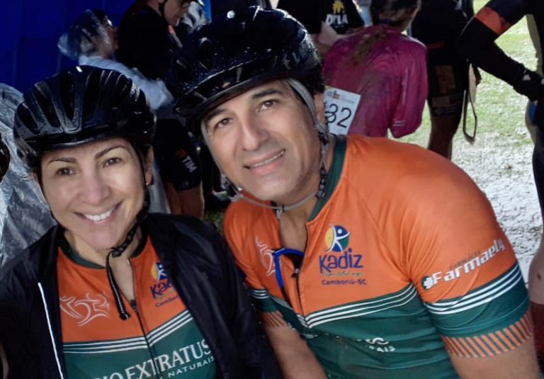 Casal de Camboriú conclui a 20ª Volta a Santa Catarina em Mountain Bike