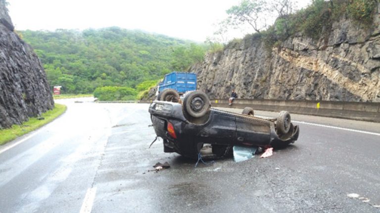 Acidentes causam lentidão na BR 101