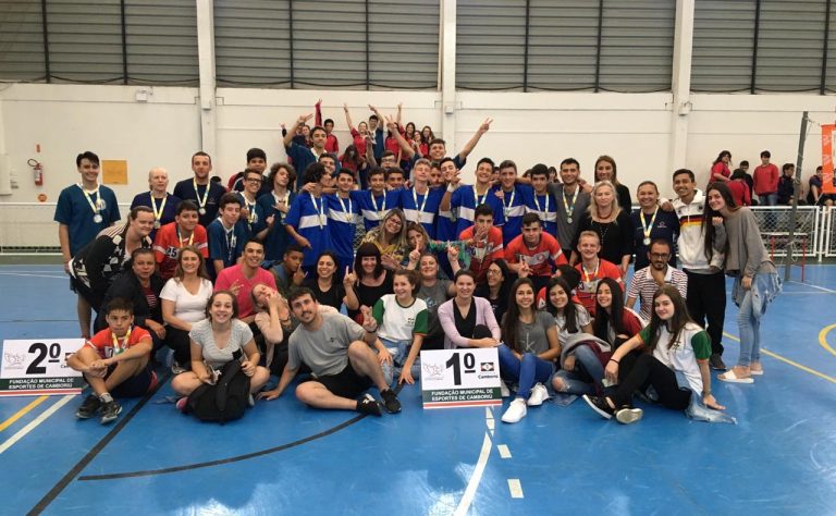 Jecam premia equipes no vôlei, futsal e handebol