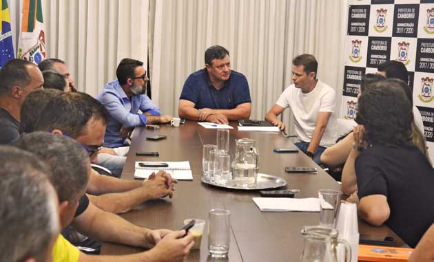 Prefeito de Camboriú e Acibalc discutem construção de nova sede