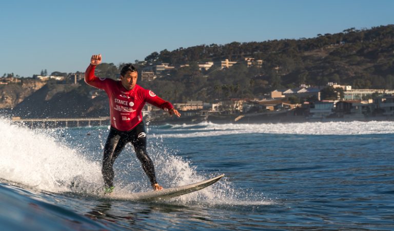 Figue sai na frente na primeira fase do Mundial de Surf Adaptado