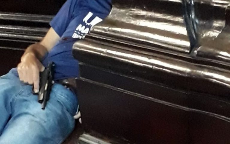 Homem mata quatro e comete suicídio durante missa na Catedral de Campinas