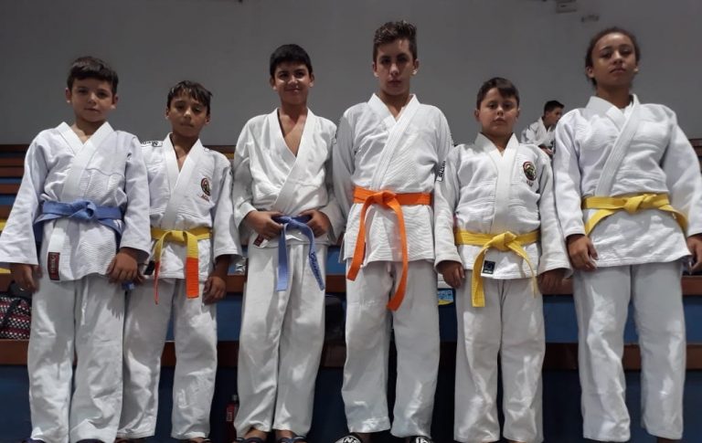 Judocas de Camboriú conquistam seis medalhas em campeonato estadual
