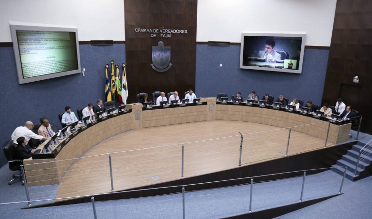 Pedido de informações sobre quadro após reforma administrativa é rejeitado pela Câmara de Itajaí