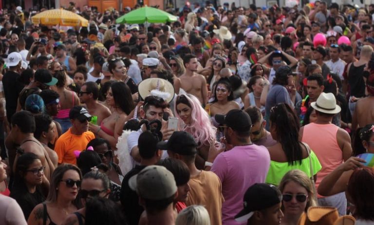 Navegafolia reúne mais de 275 mil foliões em cinco dias de festa