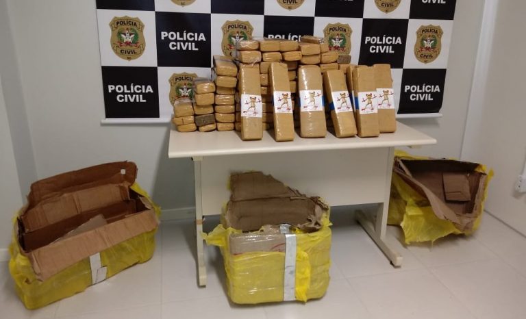 Polícia apreende 150 kg de maconha dentro de carro em Rancho Queimado