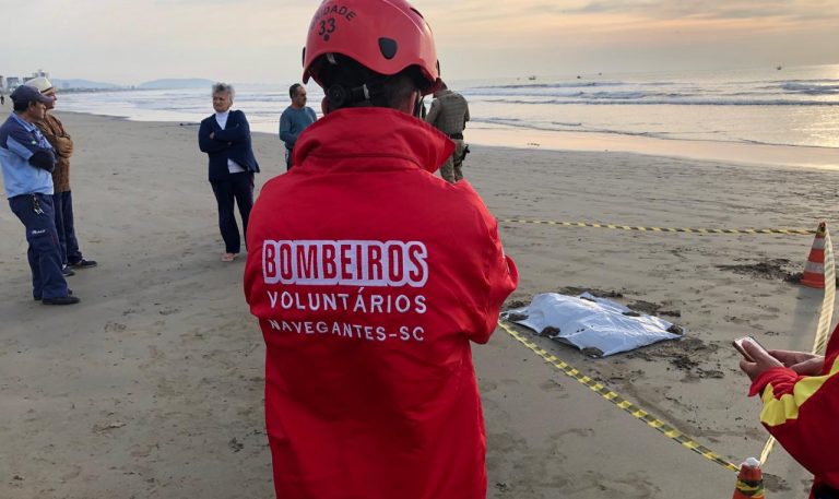 Mãe cometeu suicídio e levou filha de 8 dias junto. Bebê foi encontrada neste sábado.