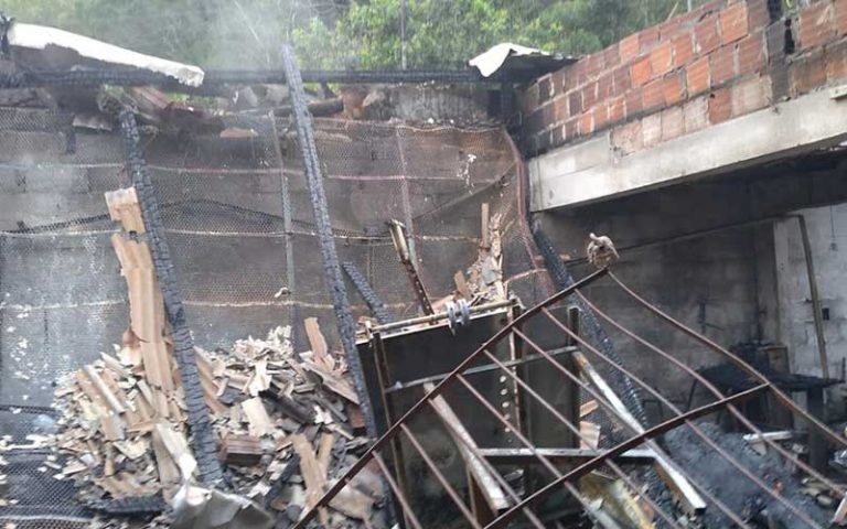 Incêndio atinge duas salas do Presídio Regional de Itajaí