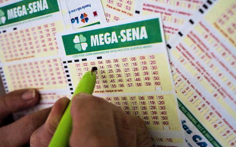Mega-Sena sorteia prêmio de R$ 130 milhões. 6º maior da história