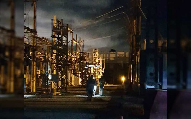 Gato invade subestação da Celesc e deixa mais de 50 mil sem luz