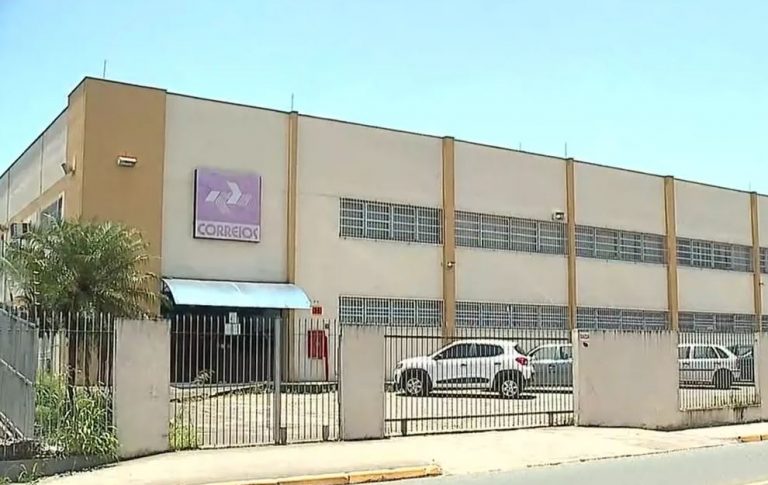 Mais de 2 mil encomendas são furtadas de unidade de distribuição dos Correios