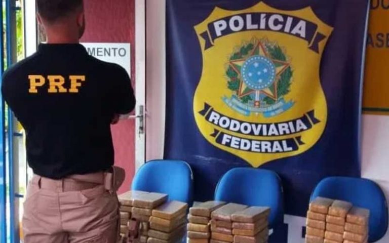 PRF apreende 283 kg de maconha na 101 em Balneário Camboriú