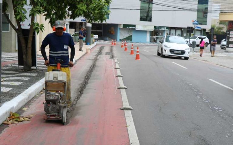 Iniciada as obras de implantação do novo emissário de esgoto da Barra Sul