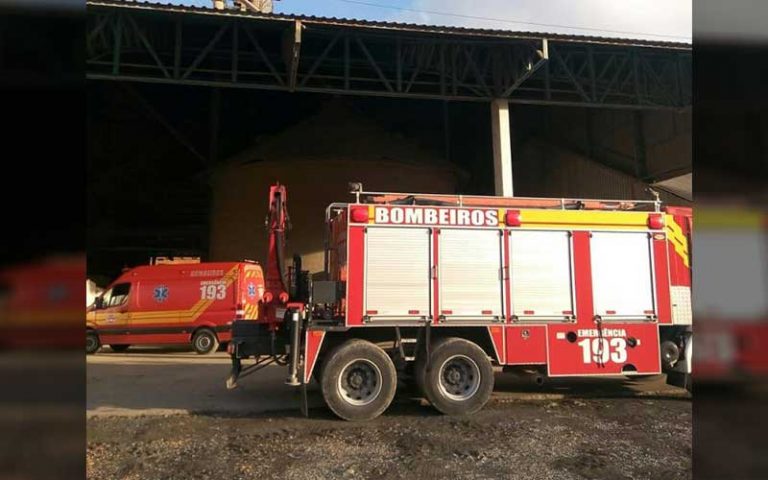 Trabalhador morre após cair em silo de grãos