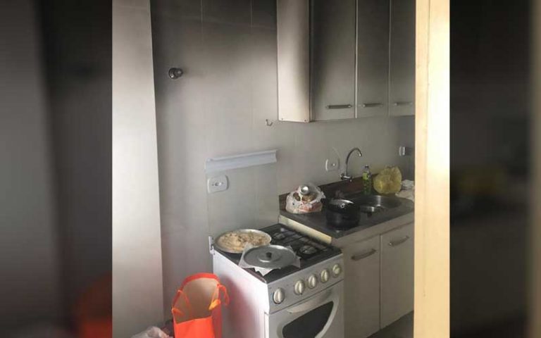Esqueceu panela no fogão e quase causou incêndio