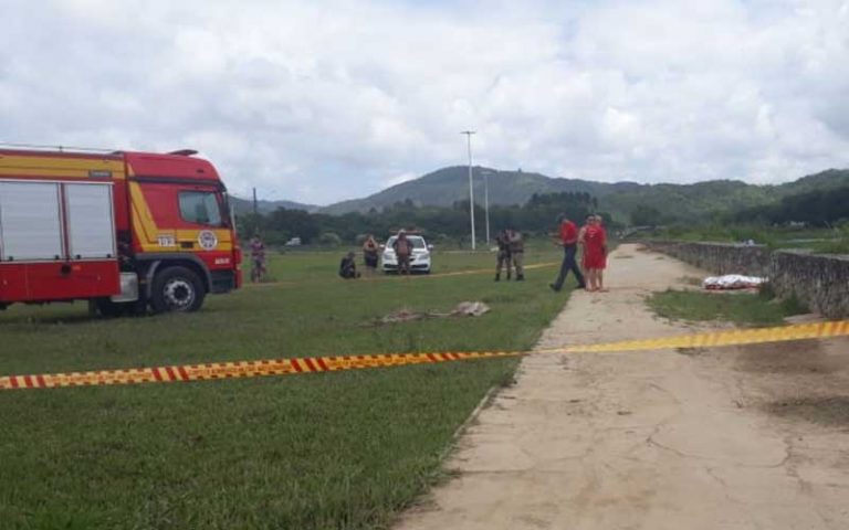 Jovem de 18 anos morre afogado no Parque Linear em Camboriú