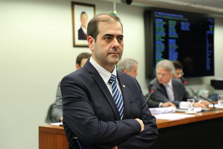 Três meses após promessa, deputado de SC não devolveu valor gasto com cirurgia bariátrica