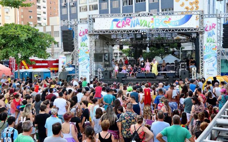 Há poucos dias do carnaval, Balneário ainda não tem programação
