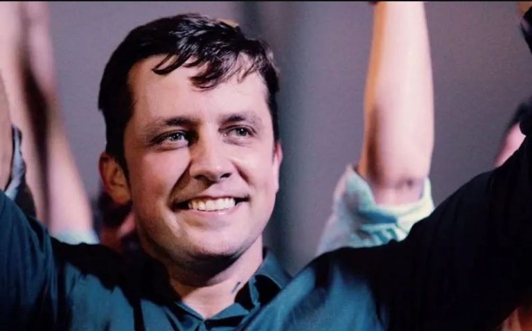 Podemos SC anuncia filiação de Fabrício Oliveira na sigla