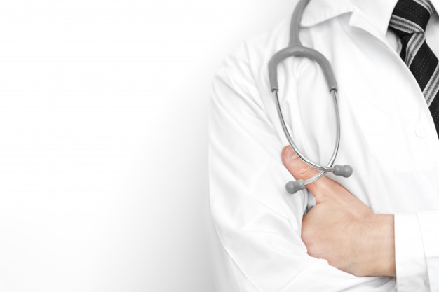 Saúde de BC lança chamada pública emergencial para contratação de médicos