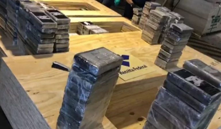 Mais de 600 quilos de cocaína que iriam para Alemanha são apreendidos em porto