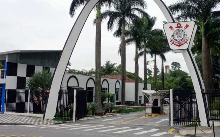 Corinthians não paga conta, e sede do Parque São Jorge sofre corte de energia elétrica