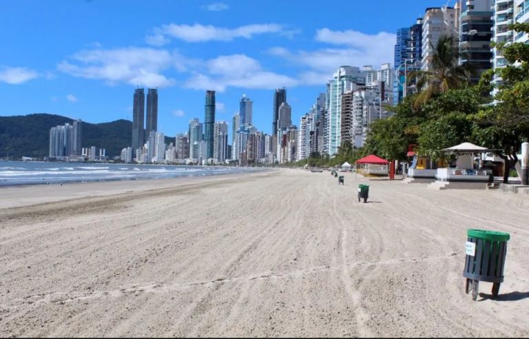 MPSC recorre decisão da Justiça que manteve a liberação de praias em Balneário Camboriú