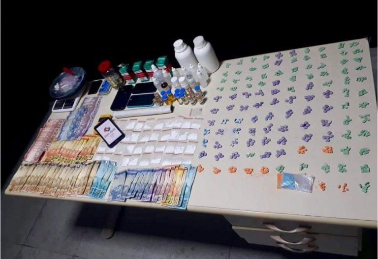 PM acaba com festa regada a drogas em Navegantes